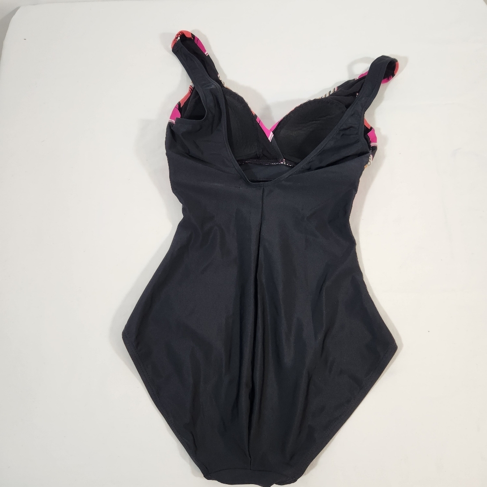 Sweet Escape One Piece Swimsuit Beach Travel Size 12 - Picture 2 of 6